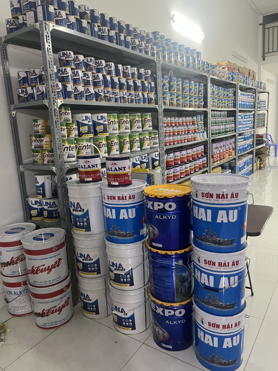 Cửa hàng bán sơn dầu Lina giá rẻ tại HCM