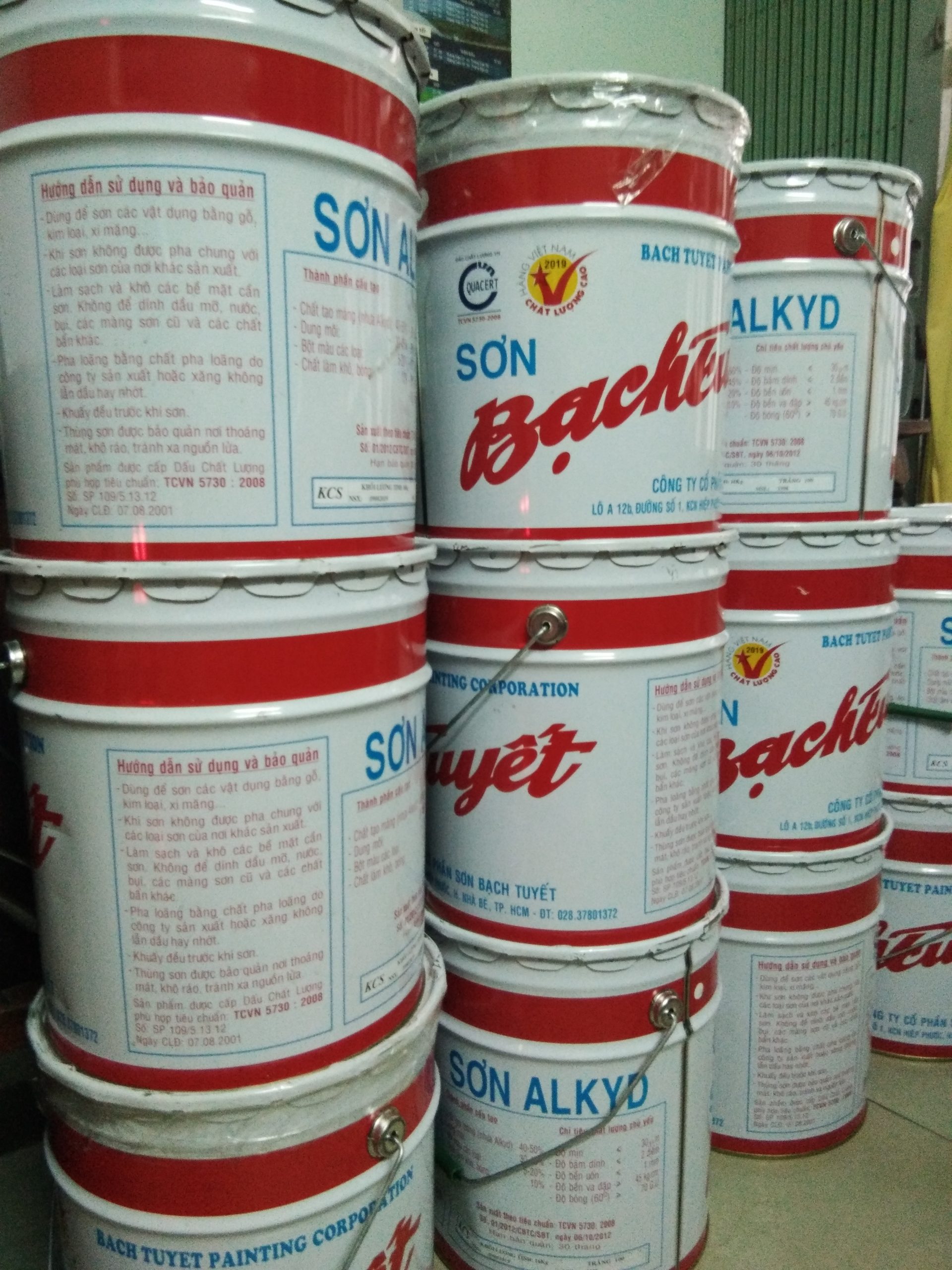 Mua sơn lót xám Bạch Tuyết giá rẻ tại HCM Mua sơn lót xám Bạch Tuyết giá rẻ tại HCM