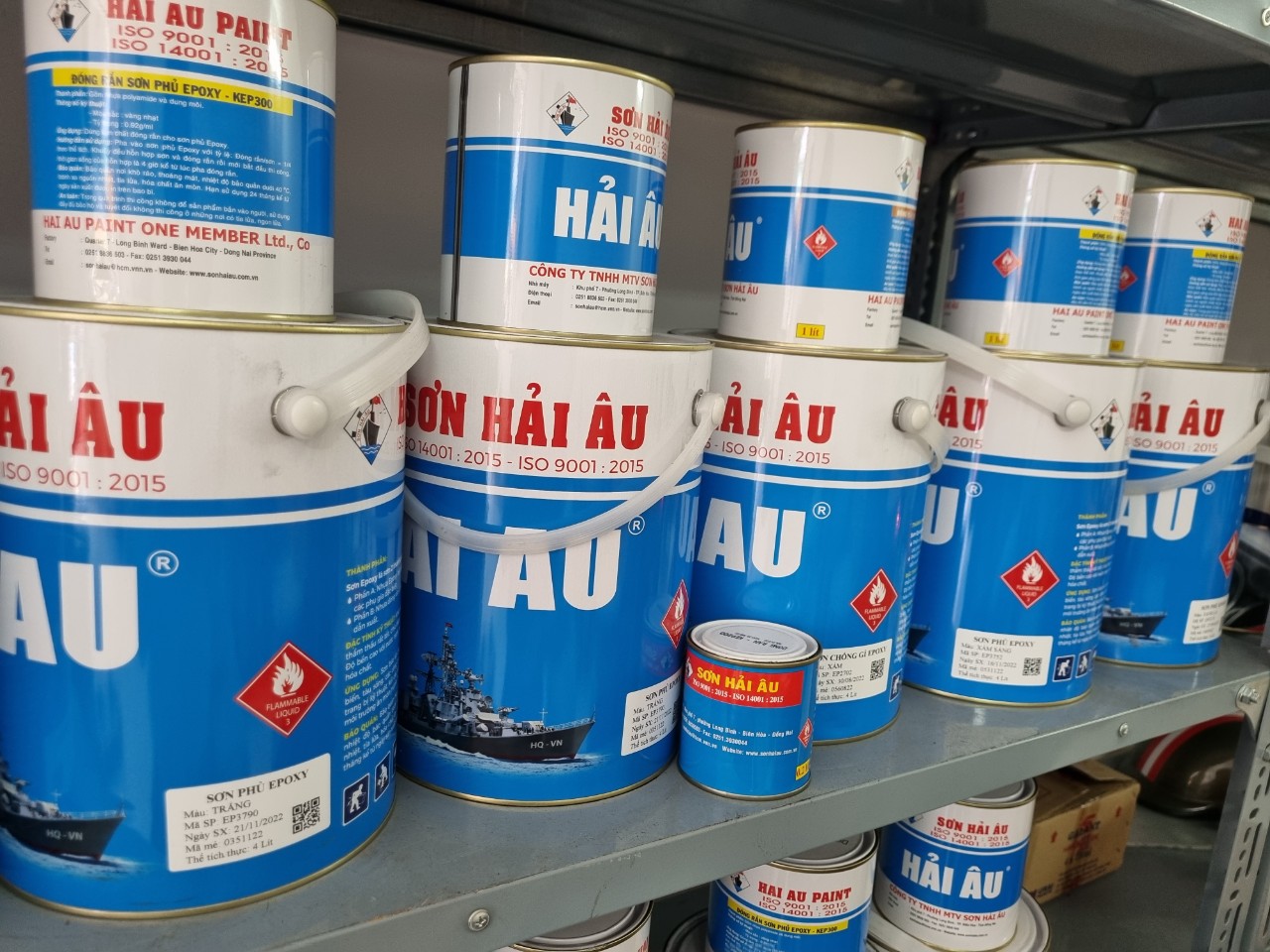 Mua sơn Epoxy Hải Âu màu đen EP3450 tại HCM Mua sơn Epoxy Hải Âu màu đen EP3450 tại HCM
