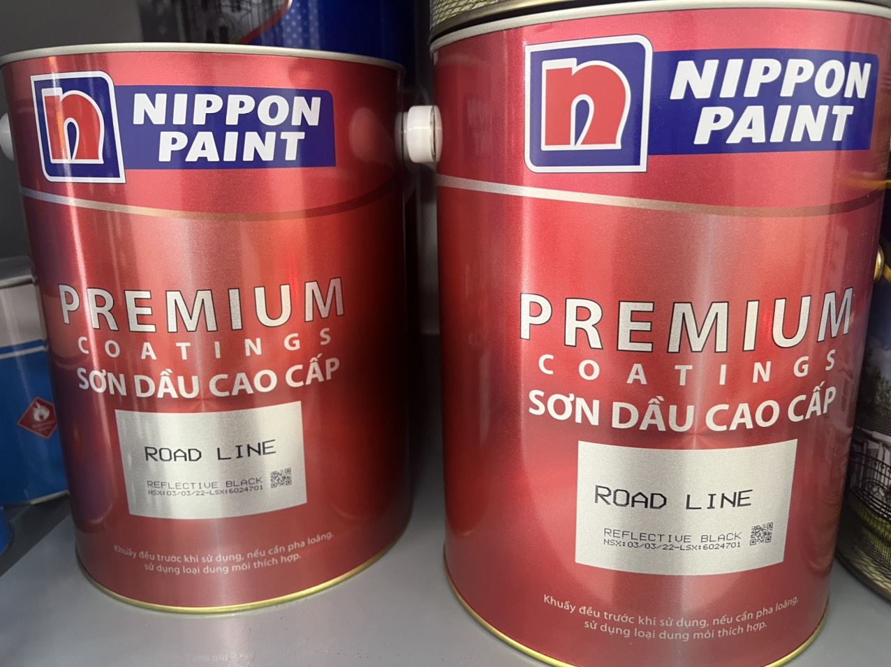 Mua sơn phản quang Nippon trắng tại HCM Mua sơn phản quang Nippon trắng tại HCM