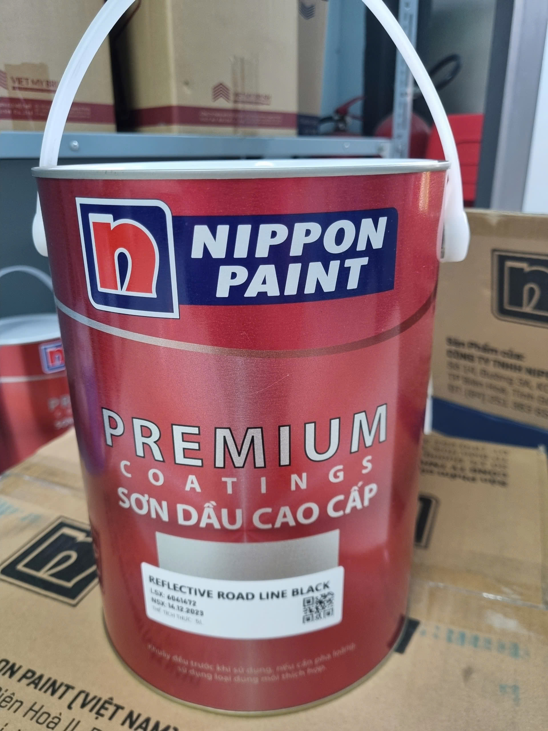 Sơn Phản Quang Nippon Chính Hãng Và Bí Quyết Thi Công Hoàn Hảo Sơn Phản Quang Nippon Chính Hãng Và Bí Quyết Thi Công Hoàn Hảo