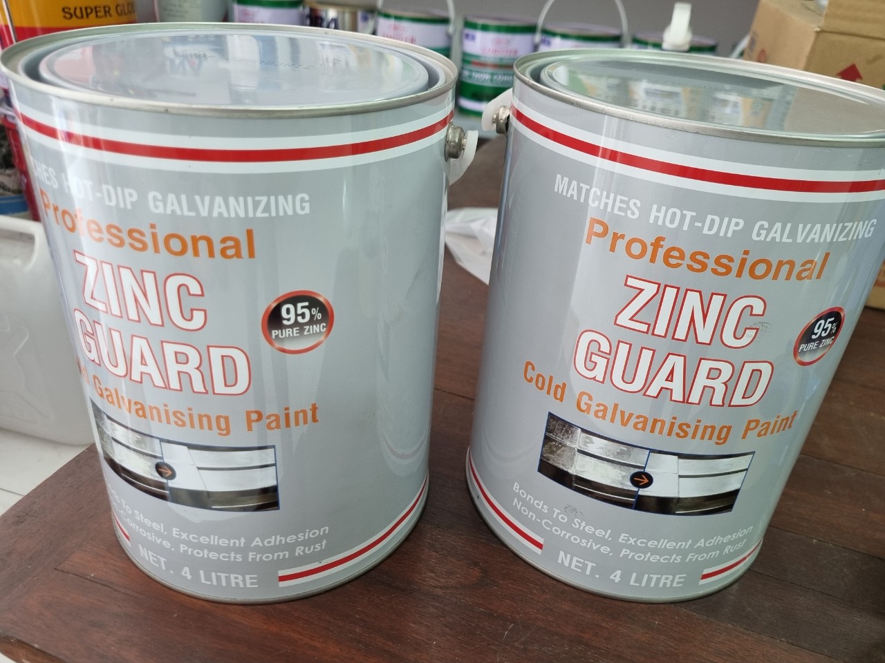 So sánh sơn mạ kẽm lạnh ZG400 và ZG151 So sánh sơn mạ kẽm lạnh ZG400 và ZG151